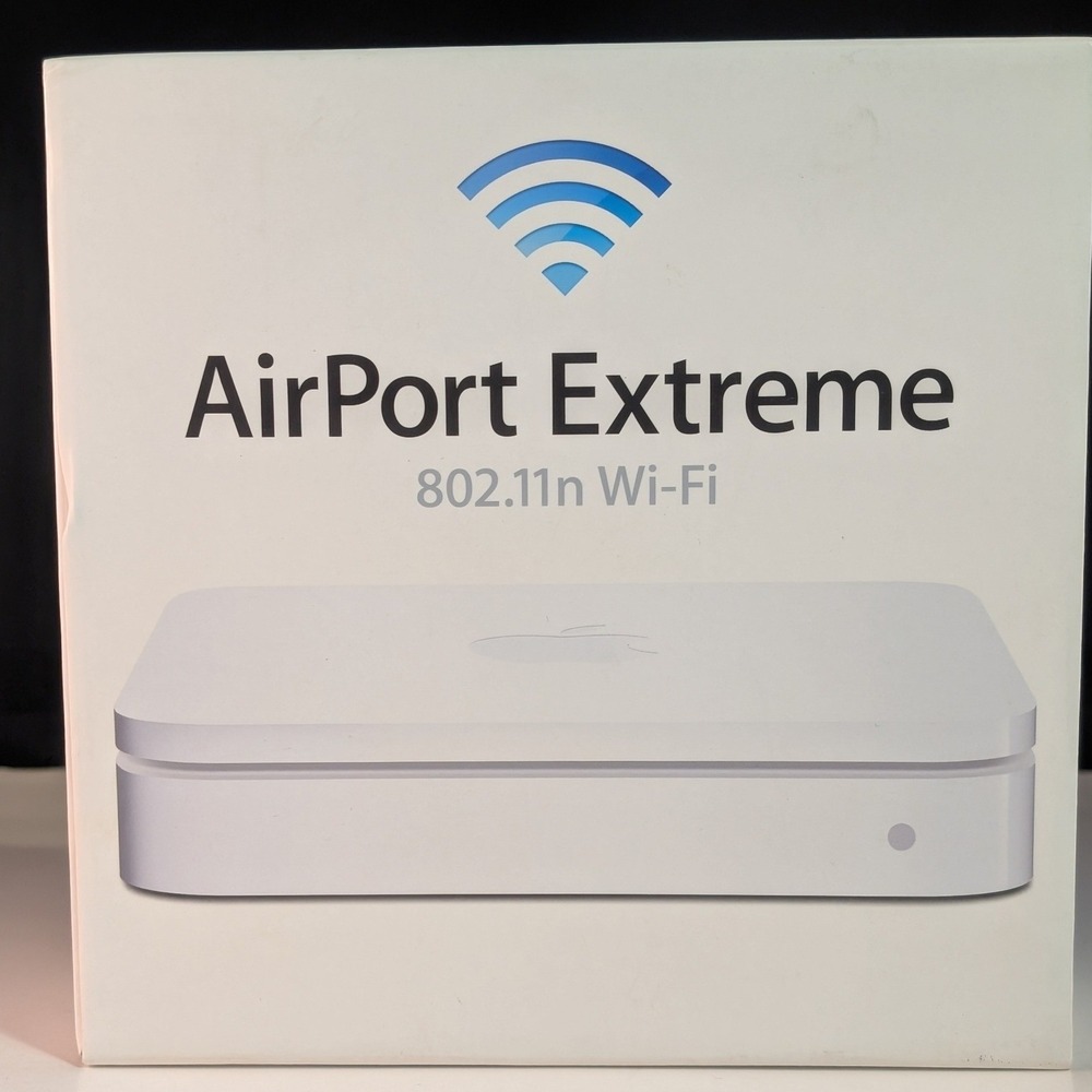Apple AirPort Extreme 802.11n Wi-Fi Base Station Model A1408 MD031LL/A White